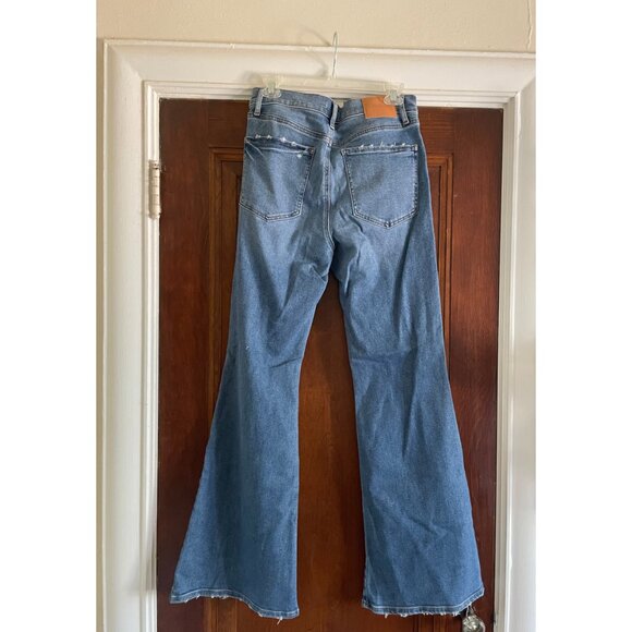 Express High Waisted Hyper Sculpt '70s Flare Jeans 10R - Picture 6 of 8